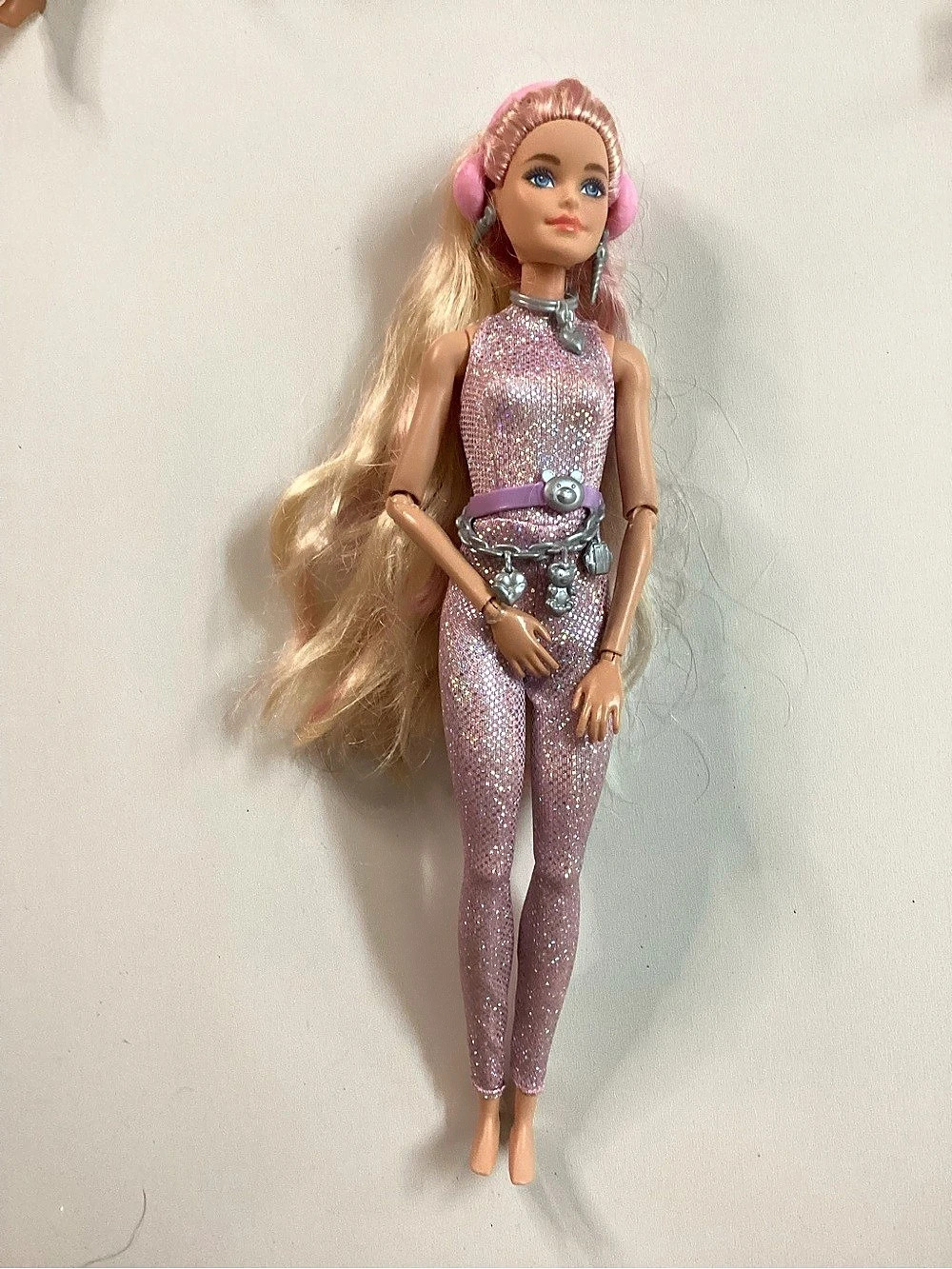 Mattel 2023 Barbie Extra Fly Snow Doll Winter Outfit B6 Blond pink Hair
